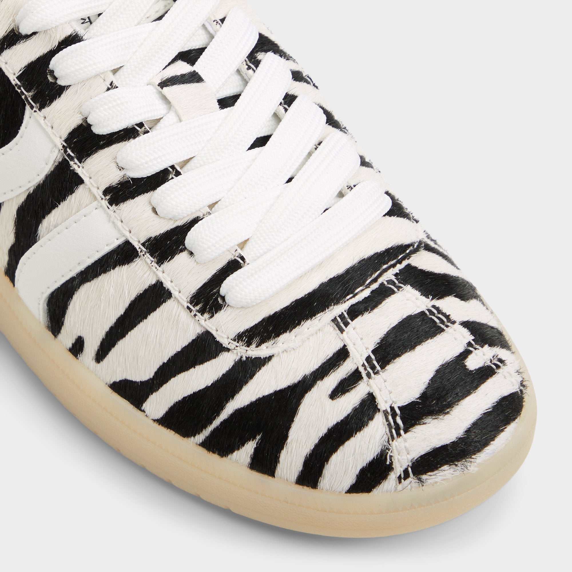 Aldo Chicsneaker White/Black Women's Aldo Sport Club - Low top sneaker, Cup sole White/Black