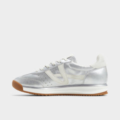 Aldo Stepcount Silver Women's Low top sneakers - Jogger sneaker, Jogger sole Silver