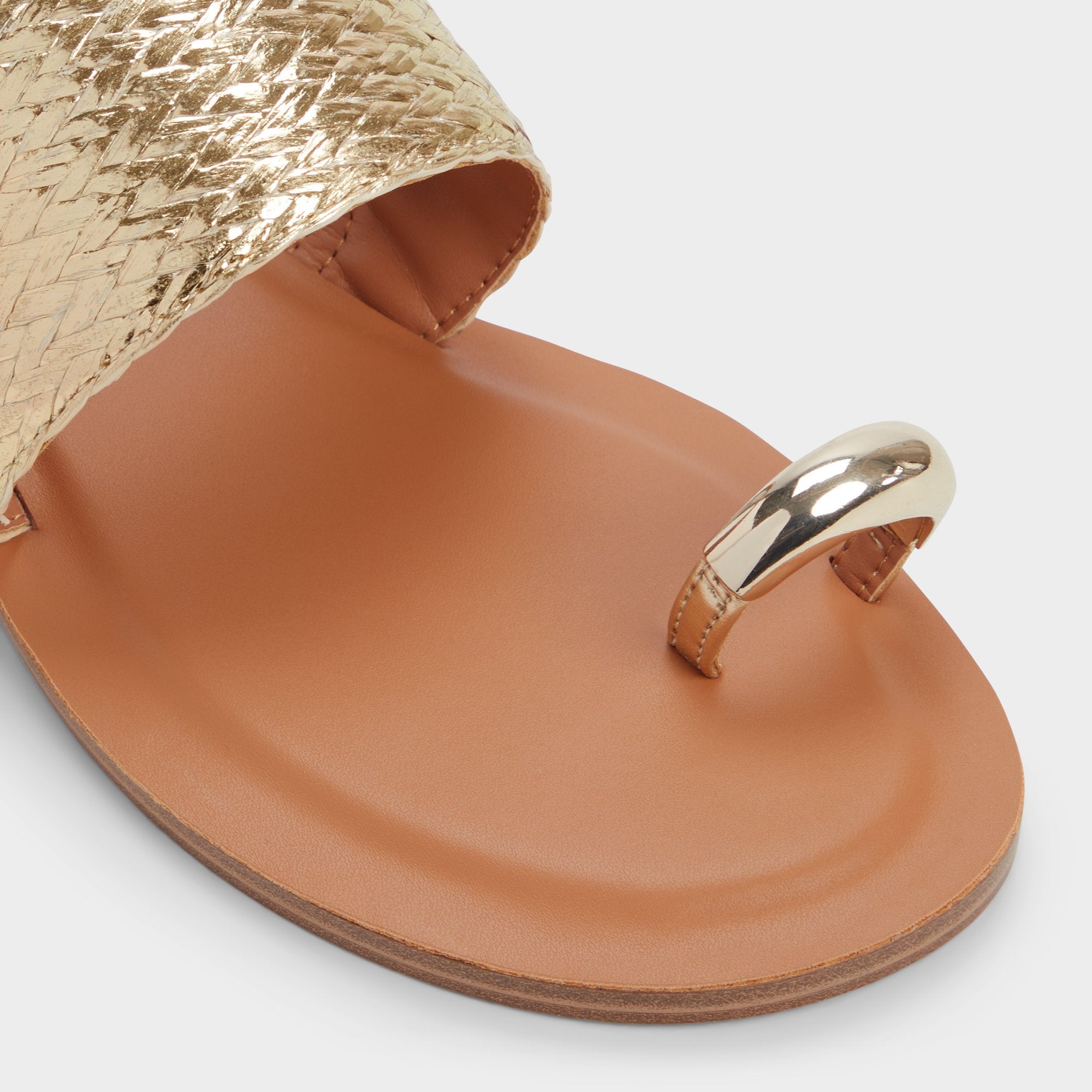Aldo Beachwalk Gold Women's Iridescent metallics - Slide sandal Gold