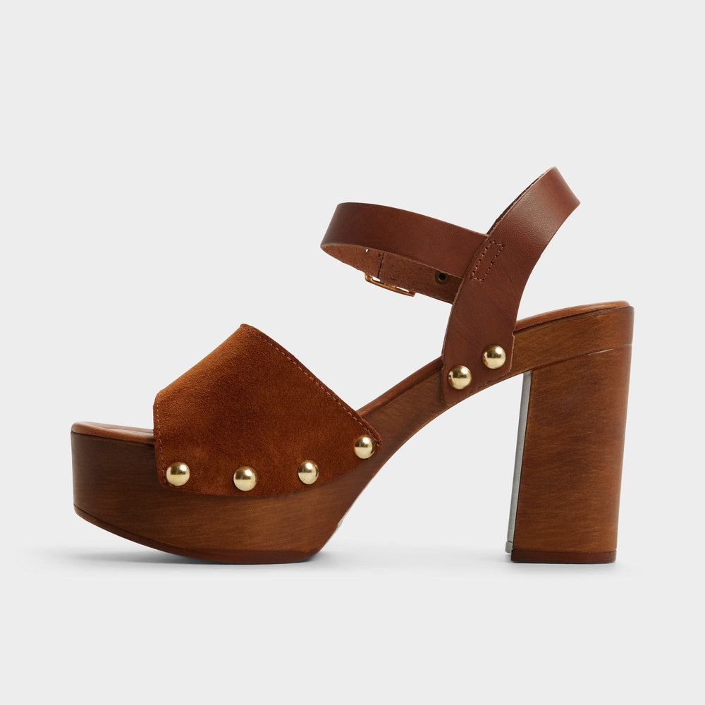 Aldo Niloria in Tan -  Tan