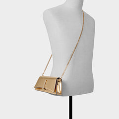 Aldo Mmychaelaa in Gold - Clutch Gold