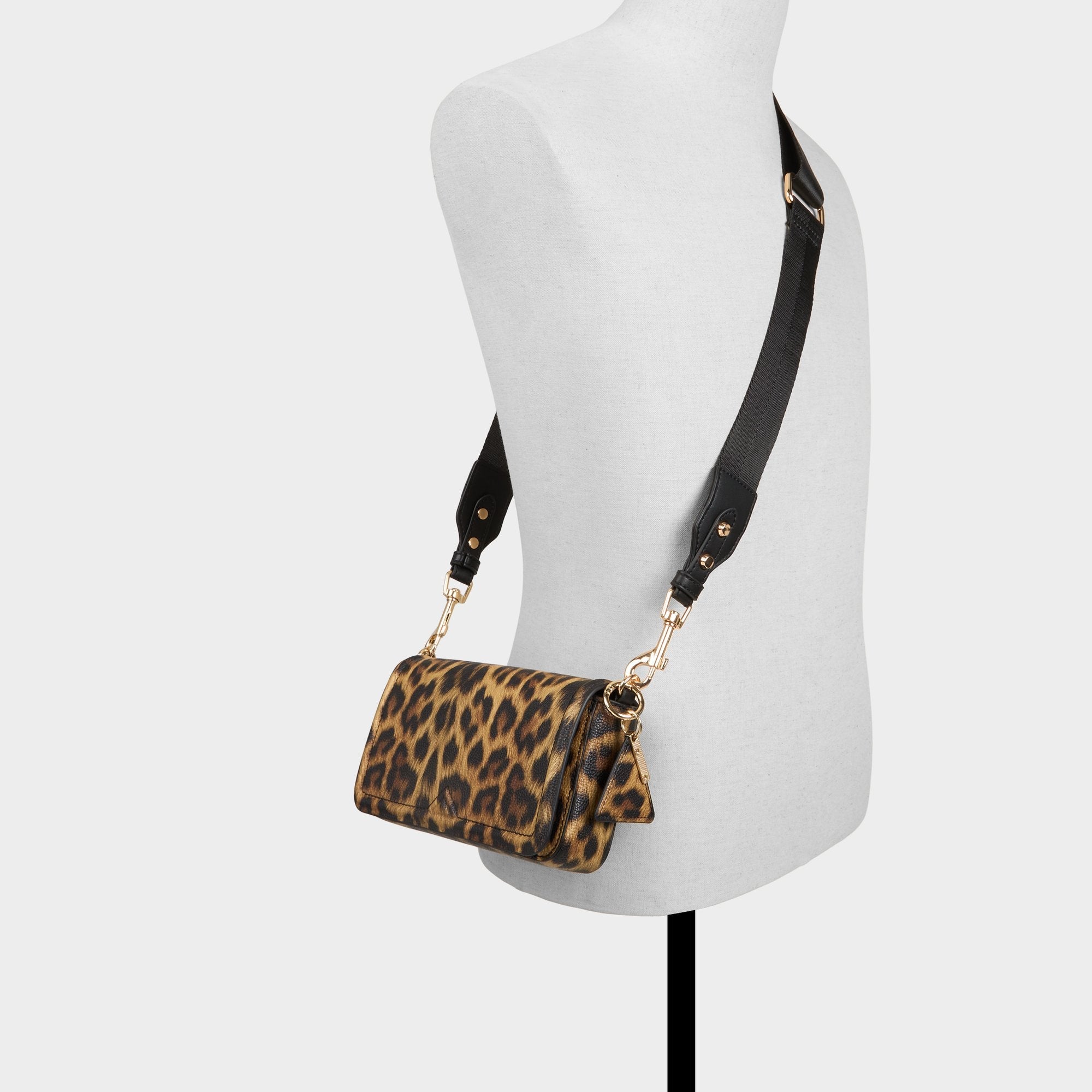 Aldo Gwendyy in Multi - Crossbody bag Multi