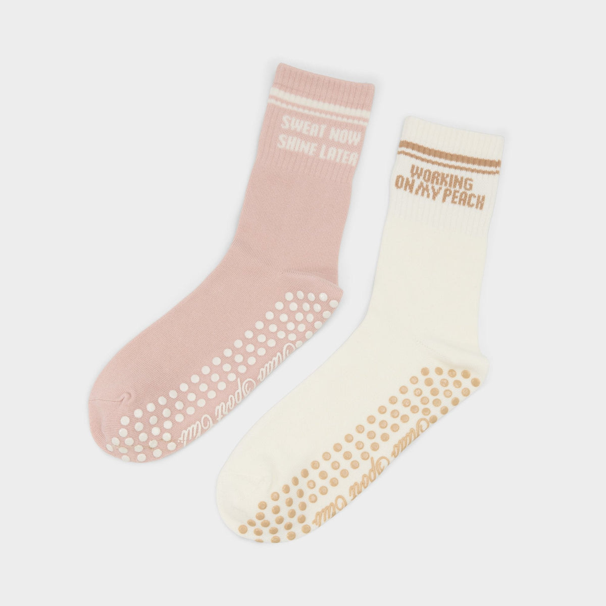 Aldo Pilatesclub in Light Pink - Pilates socks Light Pink