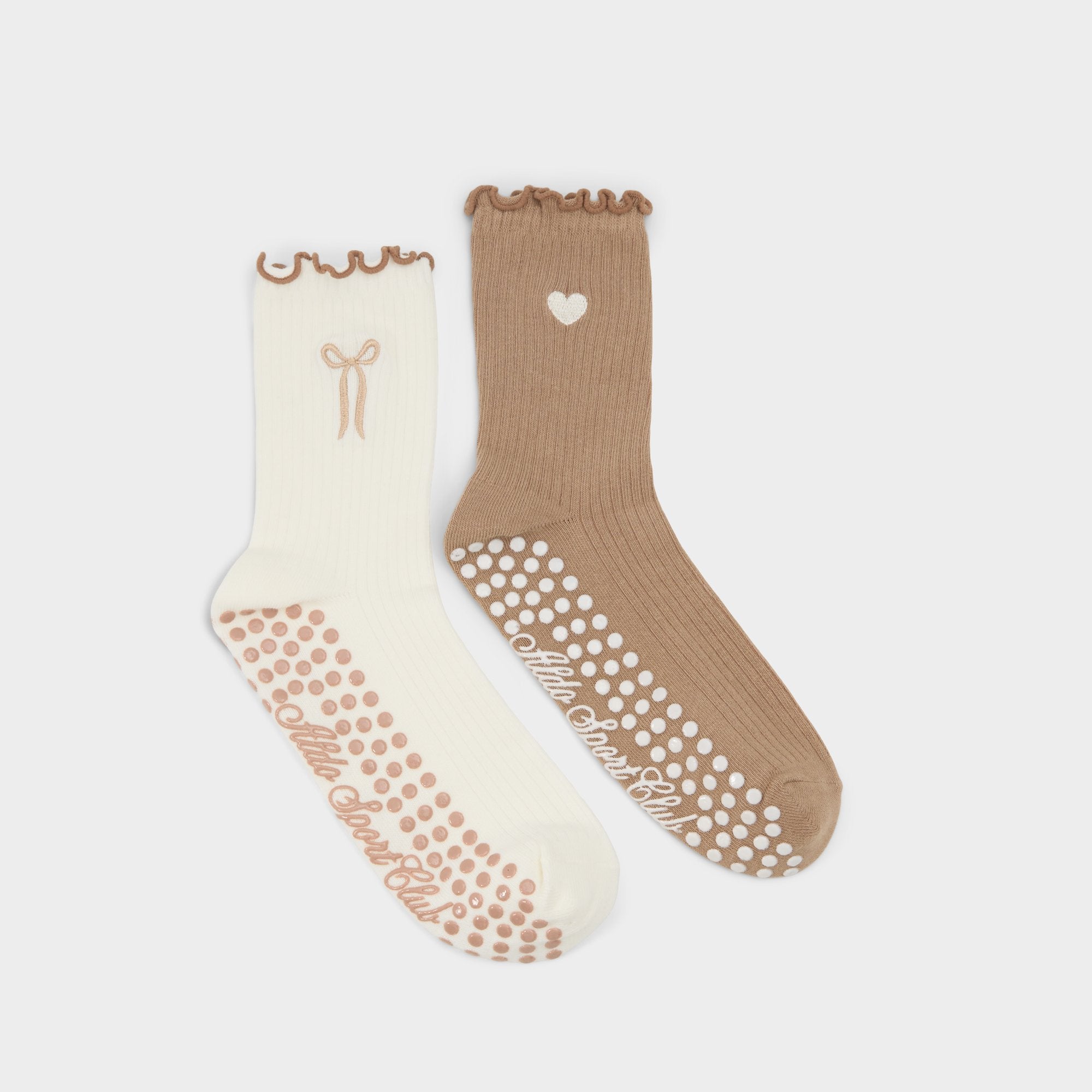 Aldo Pilatesock in Dark Beige - Pilates socks Dark beige