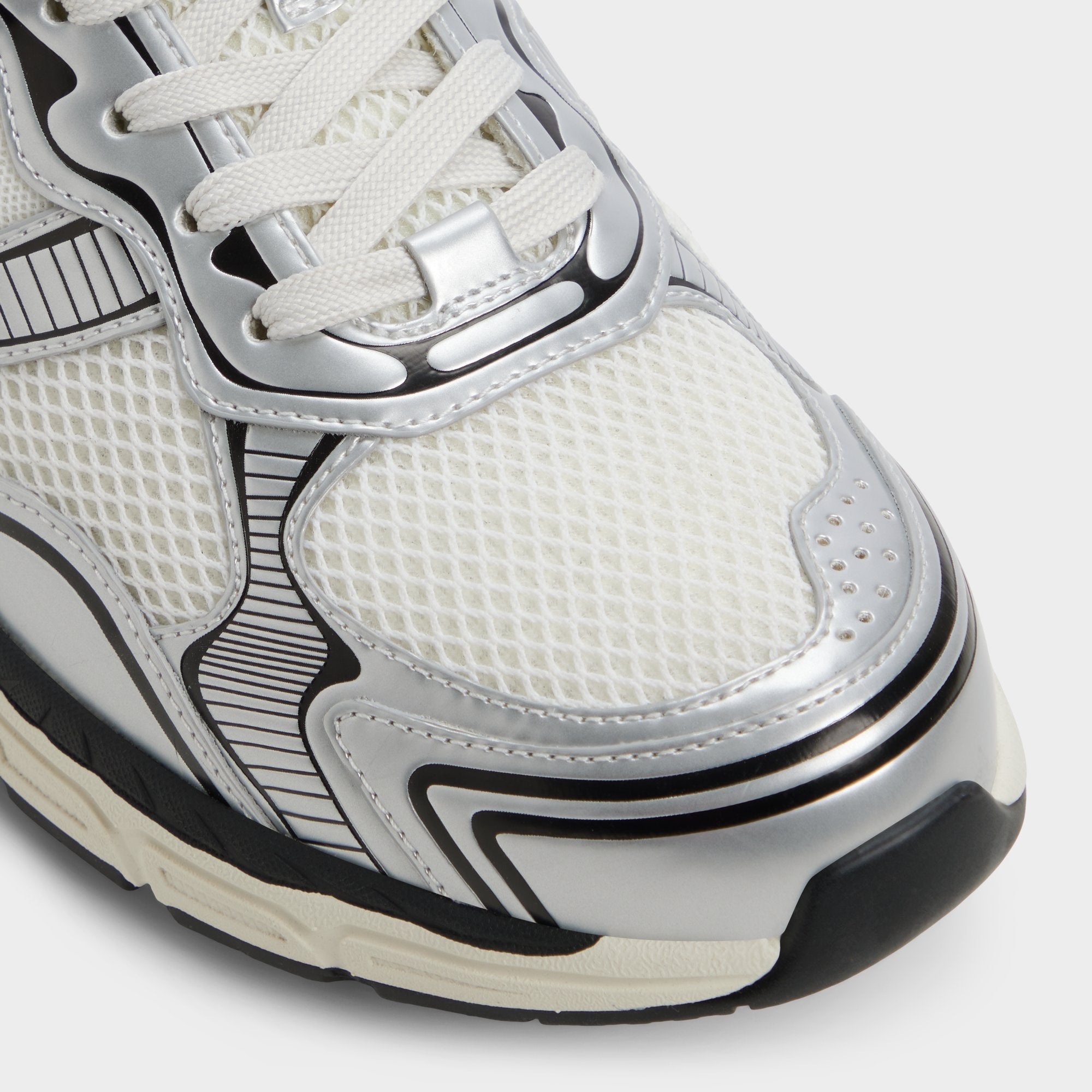 Aldo Blade in White - Low top sneaker, Jogger sole White