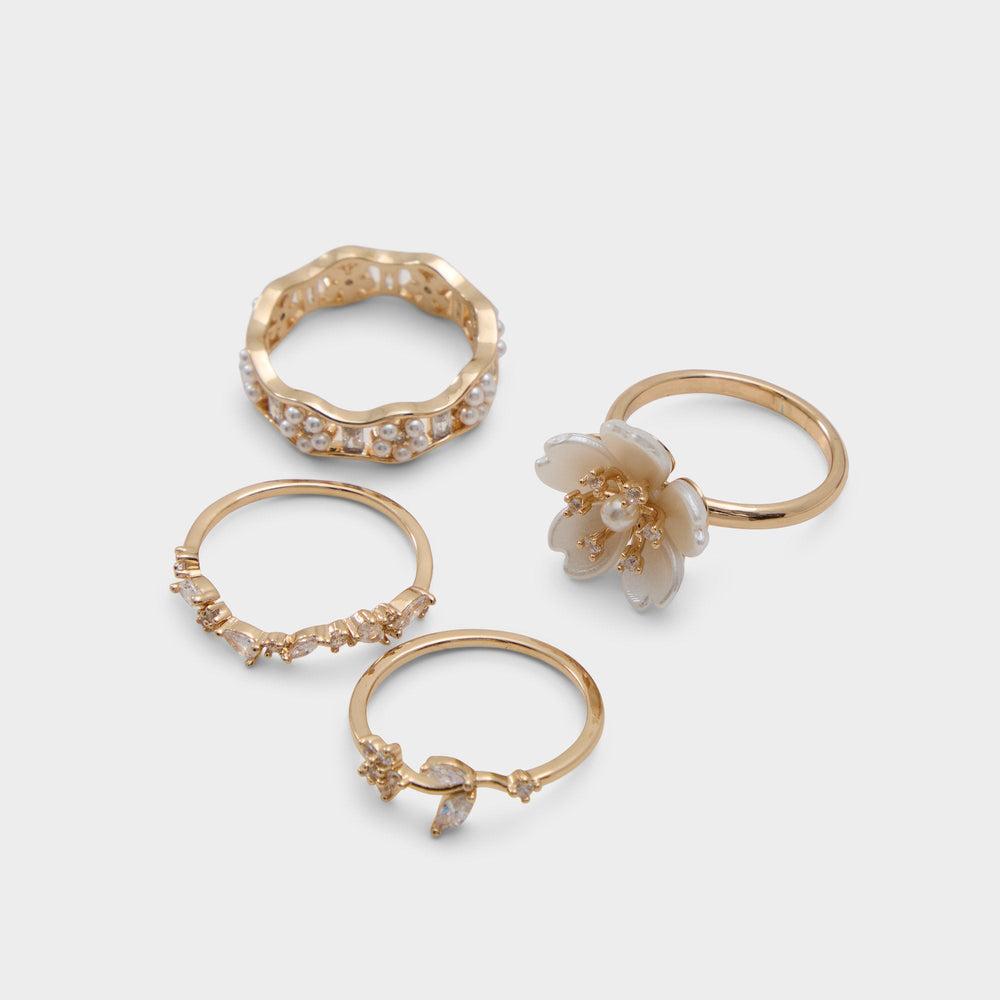 Aldo Alexiia in Ice - Ring Ice